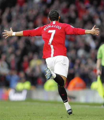 在周一的员工会议上，曼联员工被告知老特拉福德的免费午餐将会结束.